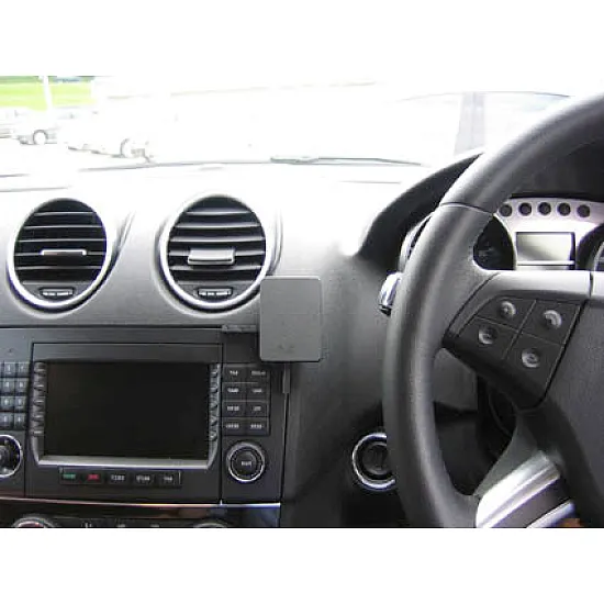 Mercedes M-Class, ML Brodit ProClip Mounting Bracket - Center mount (653622) Mercedes M-Class, ML Brodit ProClip Mounting Bracket - Center mount (653622)