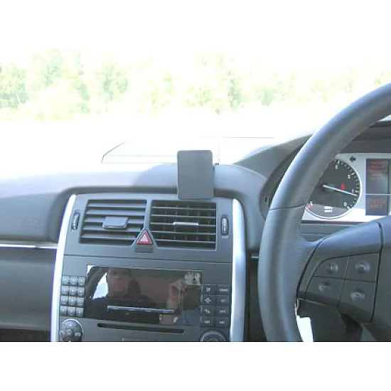 Mercedes B-Class Brodit ProClip Mounting Bracket - Center mount (653660) Mercedes B-Class Brodit ProClip Mounting Bracket - Center mount (653660)