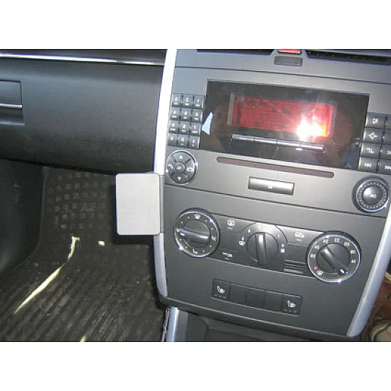 Mercedes B-Class Brodit ProClip Mounting Bracket - Angled mount (653661) Mercedes B-Class Brodit ProClip Mounting Bracket - Angled mount (653661)