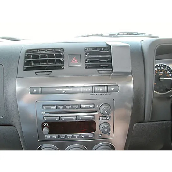 Hummer H-3 Brodit ProClip Mounting Bracket - Center mount (653702) Hummer H-3 Brodit ProClip Mounting Bracket - Center mount (653702)