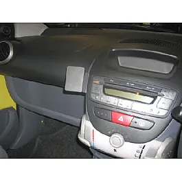 Peugeot 107 Brodit ProClip Mounting Bracket - Angled mount (653717) Peugeot 107 Brodit ProClip Mounting Bracket - Angled mount (653717)