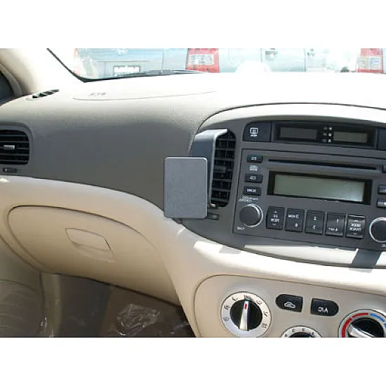 Hyundai Accent Brodit ProClip Mounting Bracket - Center mount (653830) Hyundai Accent Brodit ProClip Mounting Bracket - Center mount (653830)
