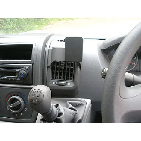 Peugeot Boxer Brodit ProClip Mounting Bracket - Center mount (653876) Peugeot Boxer Brodit ProClip Mounting Bracket - Center mount (653876)