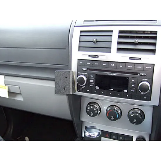 Dodge Nitro Brodit ProClip Mounting Bracket - Angled mount (653930) Dodge Nitro Brodit ProClip Mounting Bracket - Angled mount (653930)