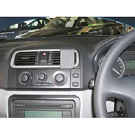 Skoda Fabia, Roomster Brodit ProClip Mounting Bracket - Center mount (653948) Skoda Fabia, Roomster Brodit ProClip Mounting Bracket - Center mount (653948)