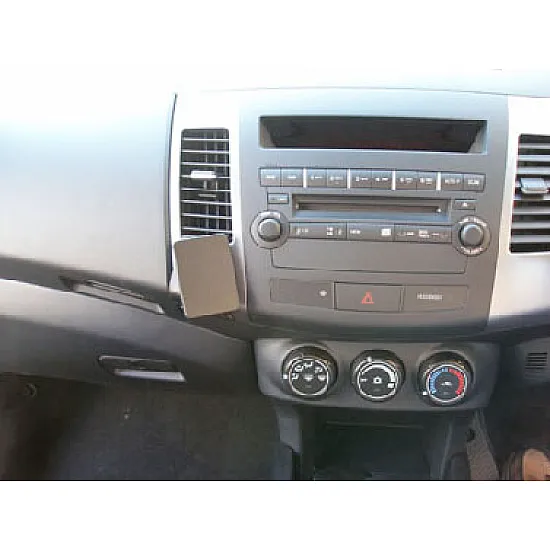 Mitsubishi Outlander Brodit ProClip Mounting Bracket - Angled mount (654001)