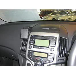 Hyundai i30 Brodit ProClip Mounting Bracket - Angled mount (654079) Hyundai i30 Brodit ProClip Mounting Bracket - Angled mount (654079)