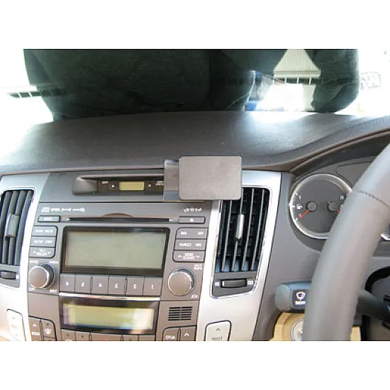 Hyundai Sonata Brodit ProClip Mounting Bracket - Center mount (654190)