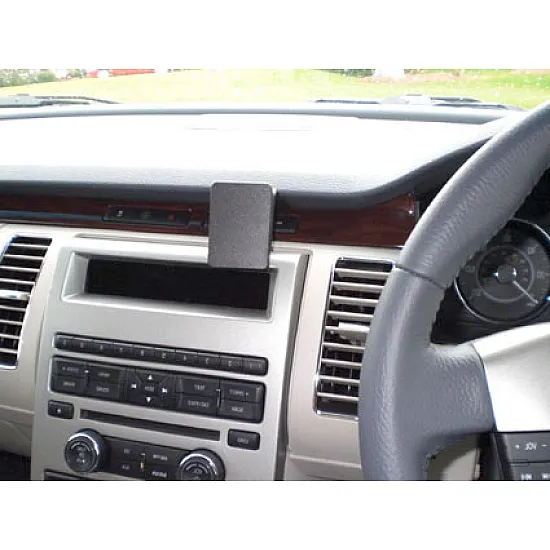 Ford Flex Brodit ProClip Mounting Bracket - Center mount (654235) Ford Flex Brodit ProClip Mounting Bracket - Center mount (654235)
