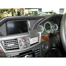 Mercedes E-Class Brodit ProClip Mounting Bracket - Center mount (654330)