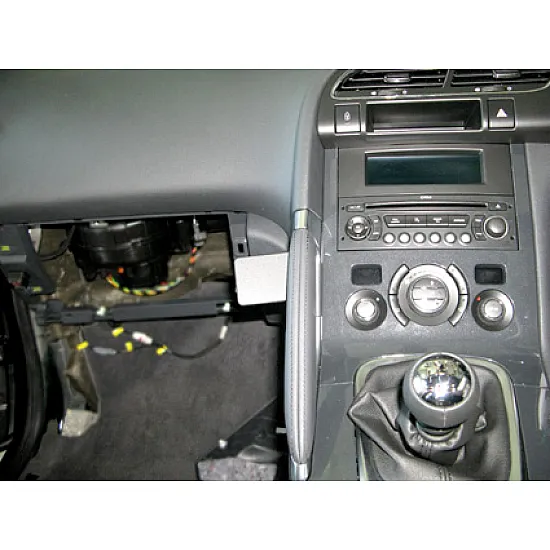 Peugeot 3008 Brodit ProClip Mounting Bracket - Angled mount (654345) Peugeot 3008 Brodit ProClip Mounting Bracket - Angled mount (654345)