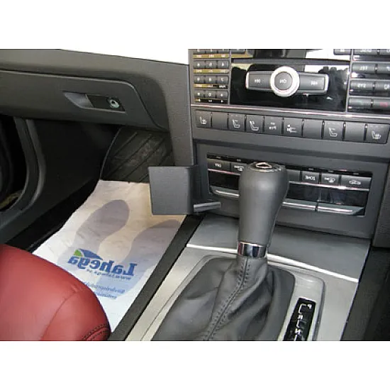 Mercedes E-Class Brodit ProClip Mounting Bracket - Angled mount (654460) Mercedes E-Class Brodit ProClip Mounting Bracket - Angled mount (654460)