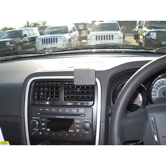 Dodge Caliber Brodit ProClip Mounting Bracket - Center mount (654488) Dodge Caliber Brodit ProClip Mounting Bracket - Center mount (654488)