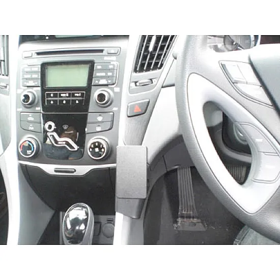 Hyundai Sonata Brodit ProClip Mounting Bracket - Center mount (654502) Hyundai Sonata Brodit ProClip Mounting Bracket - Center mount (654502)