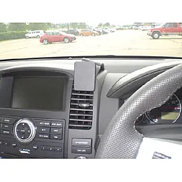 Nissan Pathfinder Brodit ProClip Mounting Bracket - Center Mount (654658) Nissan Pathfinder Brodit ProClip Mounting Bracket - Center Mount (654658)