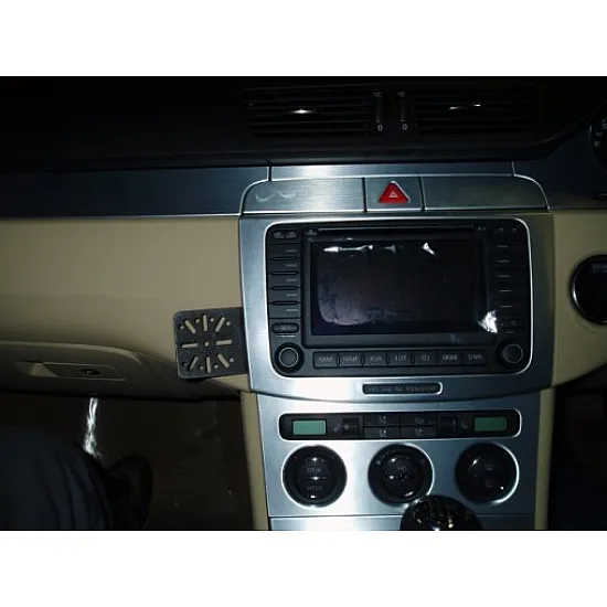 Dashmount 711003 Upper Console Mounting Bracket Volkswagen Passat 05/2005 > Dashmount 711003 Upper Console Mounting Bracket Volkswagen Passat 05/2005 >