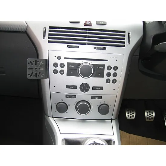 Dashmount 71102 Upper Console Mounting Bracket Vauxhall Astra H 2004 - 2009
