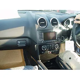 Dashmount 711024 Upper Console Mounting Bracket Mercedes ML W164 2006 > Dashmount 711024 Upper Console Mounting Bracket Mercedes ML W164 2006 >