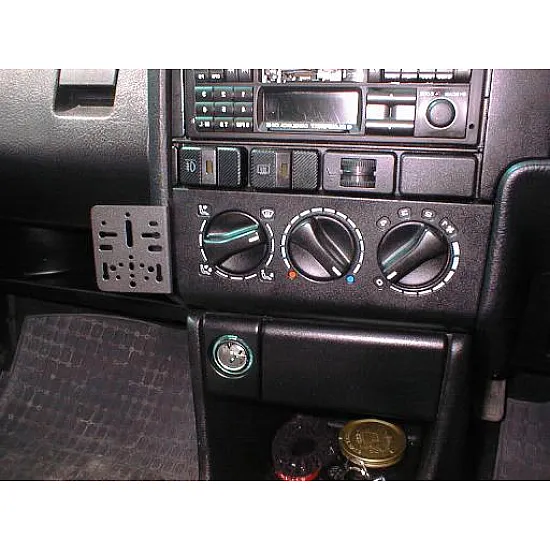 Dashmount 71670 Upper Console Mounting Bracket Volkswagen Caddy Upto 2003 Dashmount 71670 Upper Console Mounting Bracket Volkswagen Caddy Upto 2003