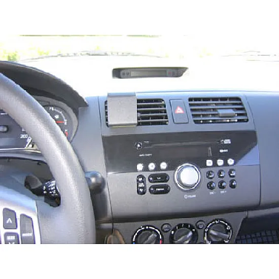 Suzuki Swift Brodit ProClip Mounting Bracket - Center mount (853663) Suzuki Swift Brodit ProClip Mounting Bracket - Center mount (853663)