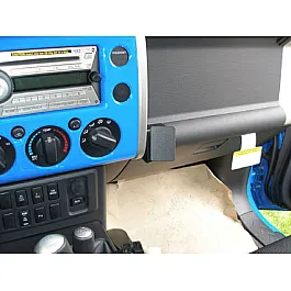 Toyota FJ Cruiser Brodit ProClip Mounting Bracket - Center mount (853838) Toyota FJ Cruiser Brodit ProClip Mounting Bracket - Center mount (853838)