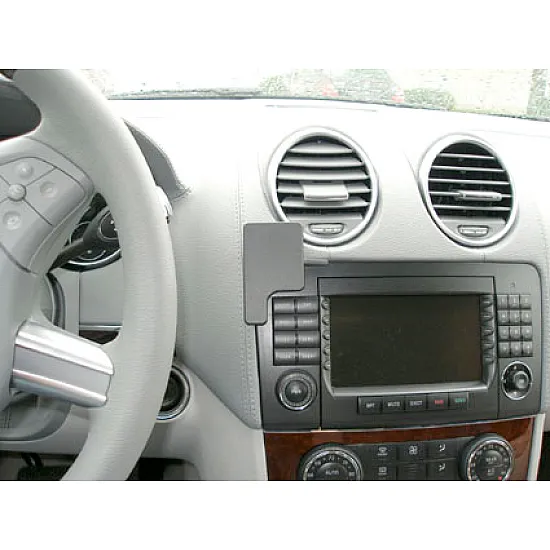 Mercedes GL-Class Brodit ProClip Mounting Bracket - Center mount (853850) Mercedes GL-Class Brodit ProClip Mounting Bracket - Center mount (853850)