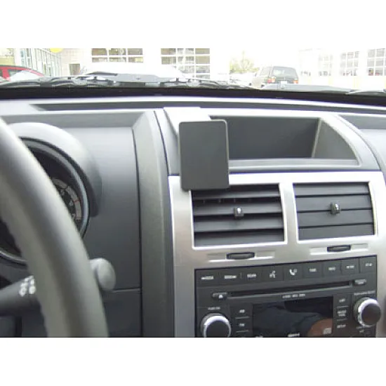 Dodge Nitro Brodit ProClip Mounting Bracket - Center mount (853929) Dodge Nitro Brodit ProClip Mounting Bracket - Center mount (853929)