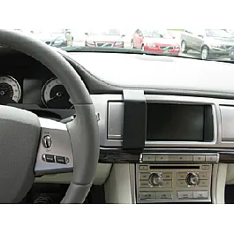 Jaguar XF Brodit ProClip Mounting Bracket - Center mount (854200) Jaguar XF Brodit ProClip Mounting Bracket - Center mount (854200)