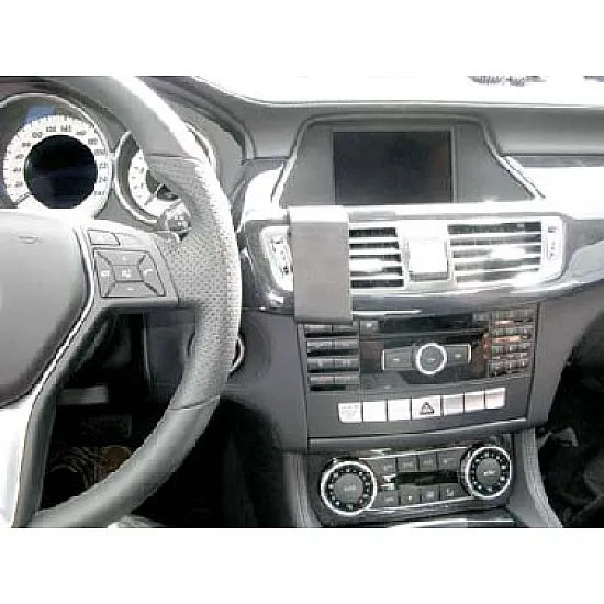 Mercedes CLS-Class Brodit ProClip Mounting Bracket - Center mount (854631) Mercedes CLS-Class Brodit ProClip Mounting Bracket - Center mount (854631)