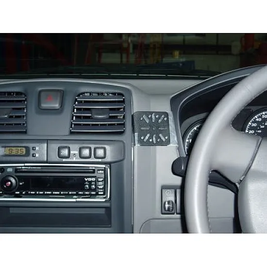 Dashmount 71081 Upper Console Mounting Bracket Chevrolet Lux 03 >