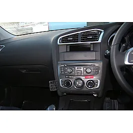Dashmount 711235 Upper Console Mounting Bracket Citroen C4 2011 > Dashmount 711235 Upper Console Mounting Bracket Citroen C4 2011 >