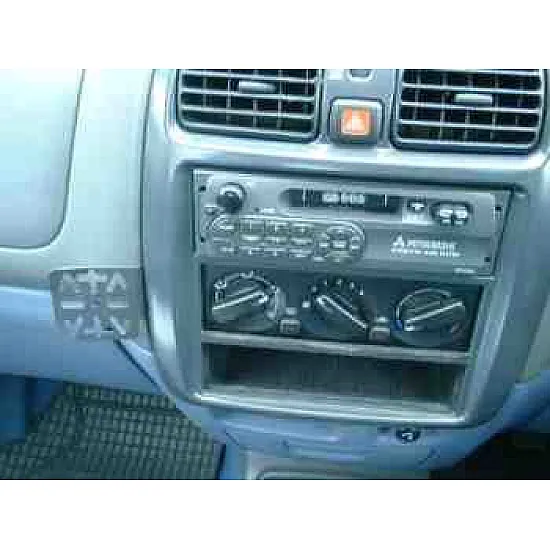 Dashmount 71476 Upper Console Mounting Bracket Mitsubishi Spacestar Up to 2002
