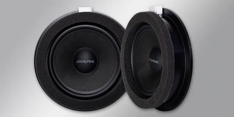 Dynamic mid-bass experience