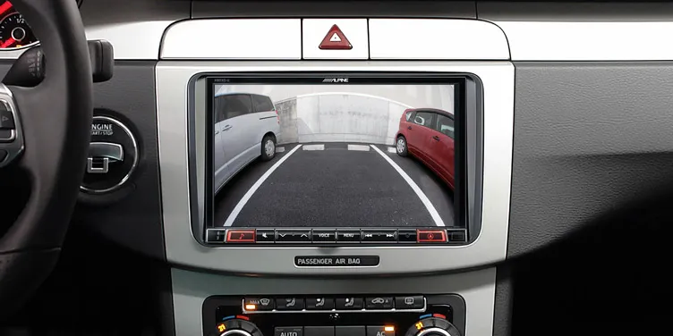 Alpine KIT-8VWTX303 Compatible with Original VW Reversing Camera
