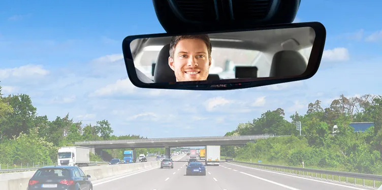 Alpine DME-R1200 Works Also As Regular Mirror