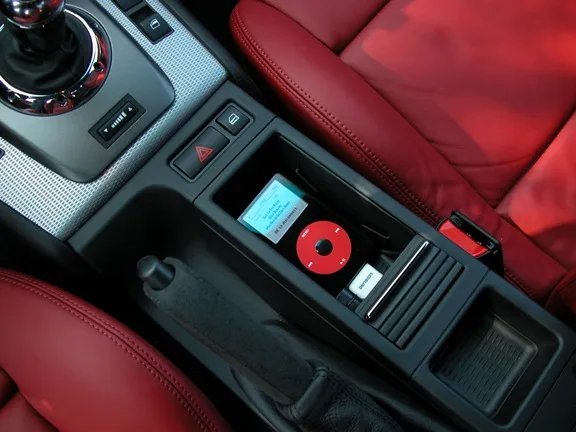 iPod Dock Cable - Arm Rest