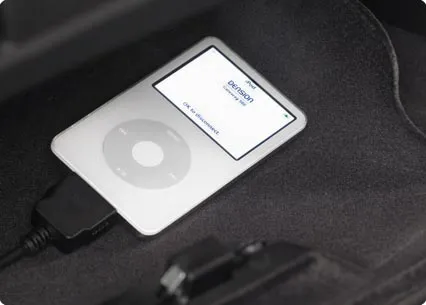 Glove-Box