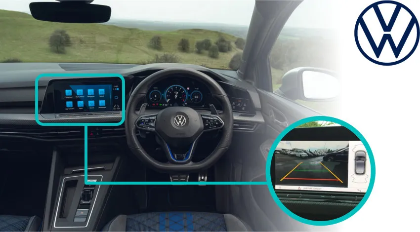 Volkswagen_Golf_MK8_Reversing_Rear_View_Camera_VW_Dash