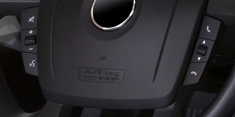 Alpine iLX-F115DU Easy control from the steering wheel