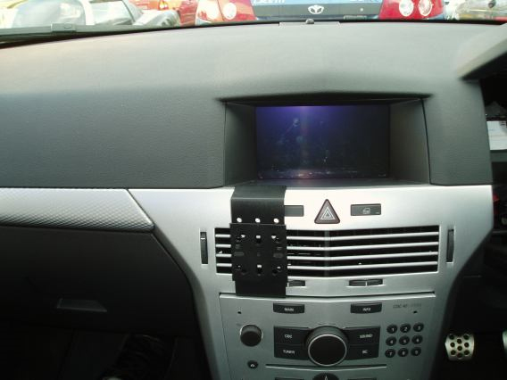 Best phone holder for vauxhall astra store