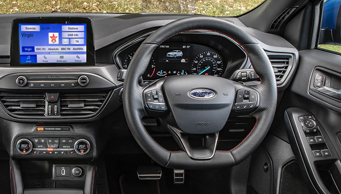ford-focus-interior